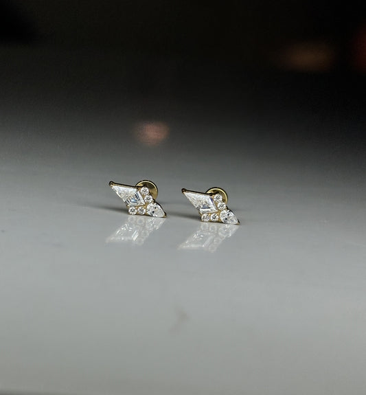 BLOSSOM FLAT STUDS - PAIR