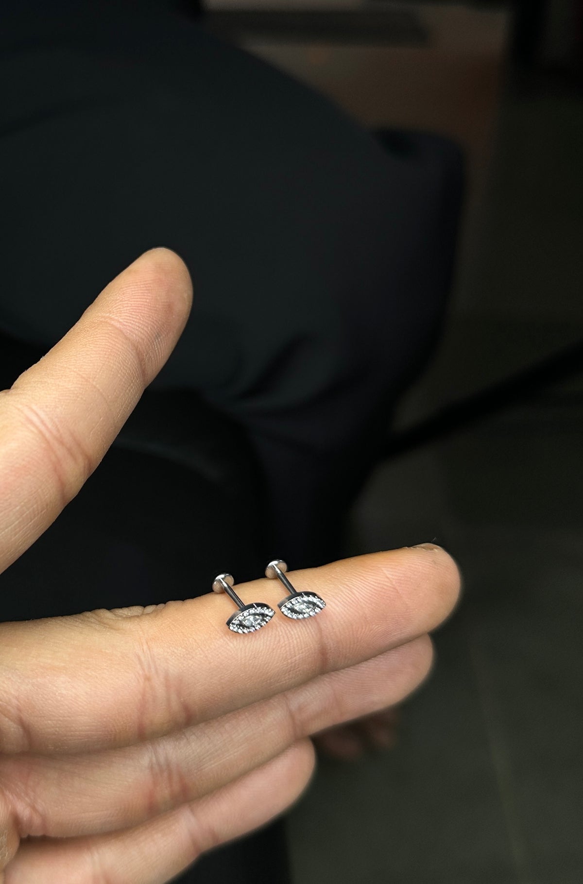 ECLIPSE FLAT STUDS - PAIR