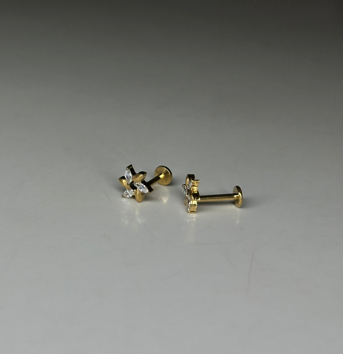 PETRA FLAT STUDS - PAIR