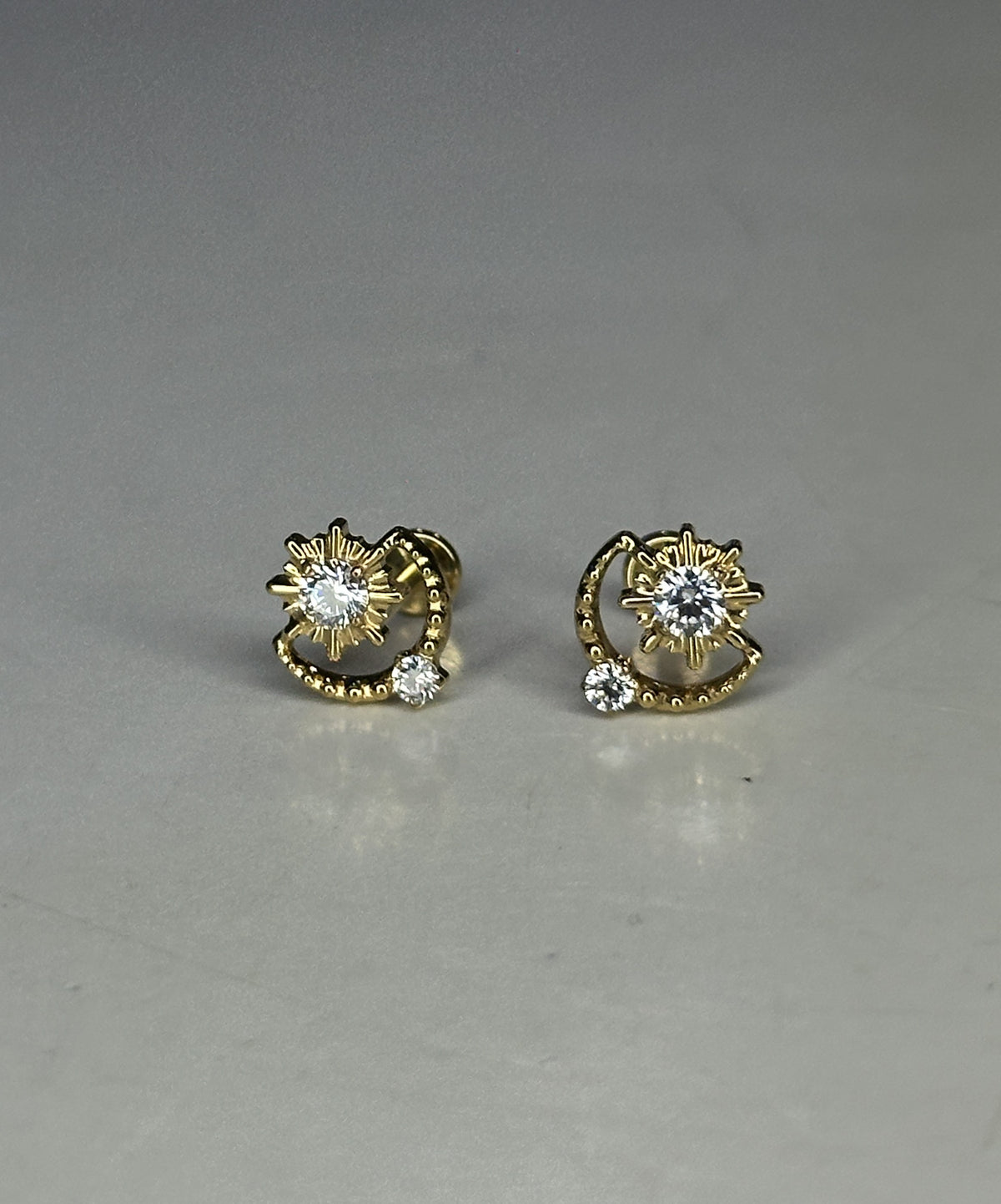 BLOOM FLAT STUDS - PAIR