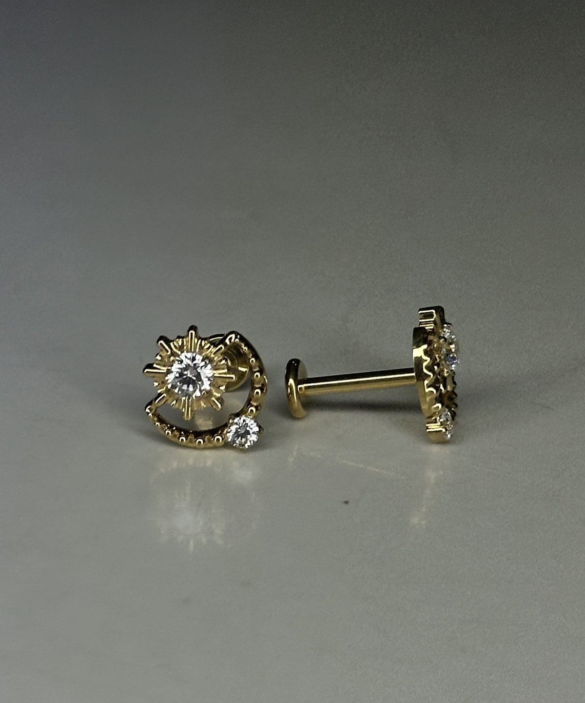 BLOOM FLAT STUDS - PAIR