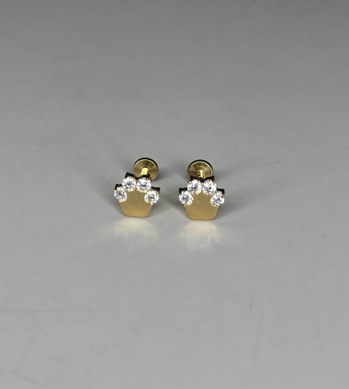 DAISY FLAT STUDS - PAIR