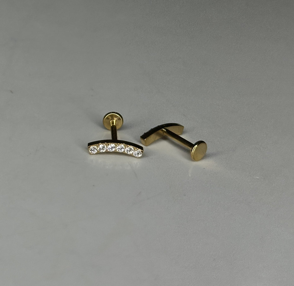 ASTRA FLAT STUDS - PAIR