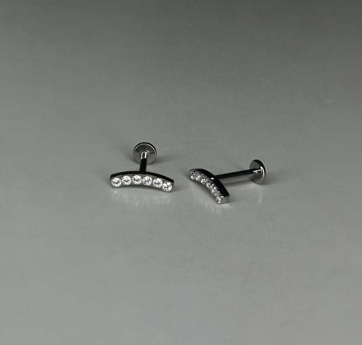 ASTRA FLAT STUDS - PAIR