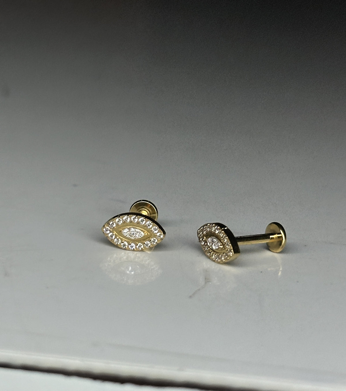 ECLIPSE FLAT STUDS - PAIR