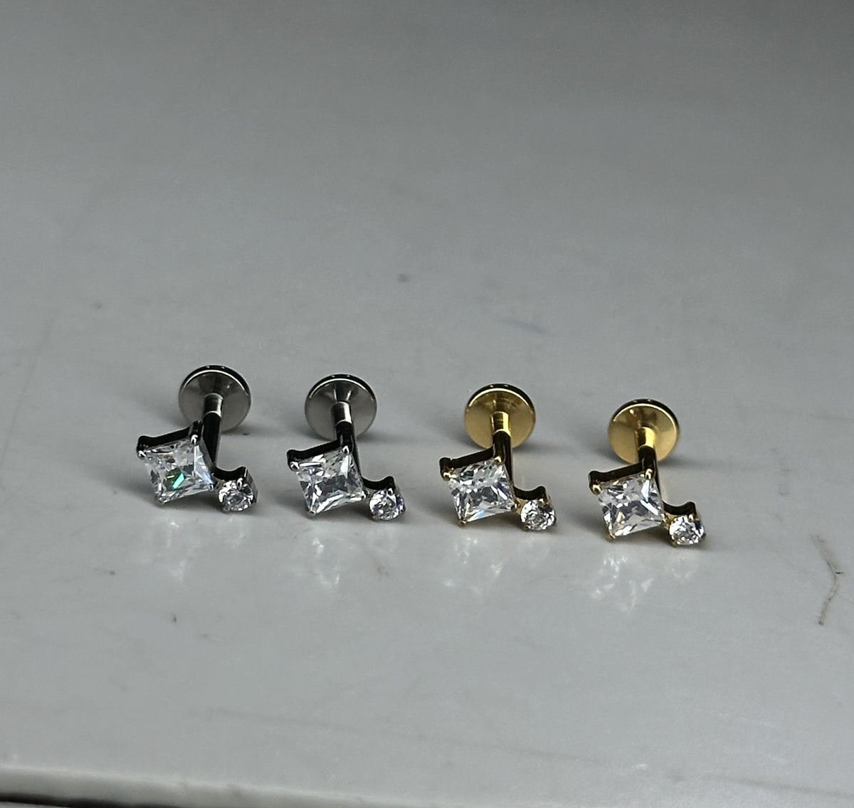MUSE FLAT STUDS - PAIR